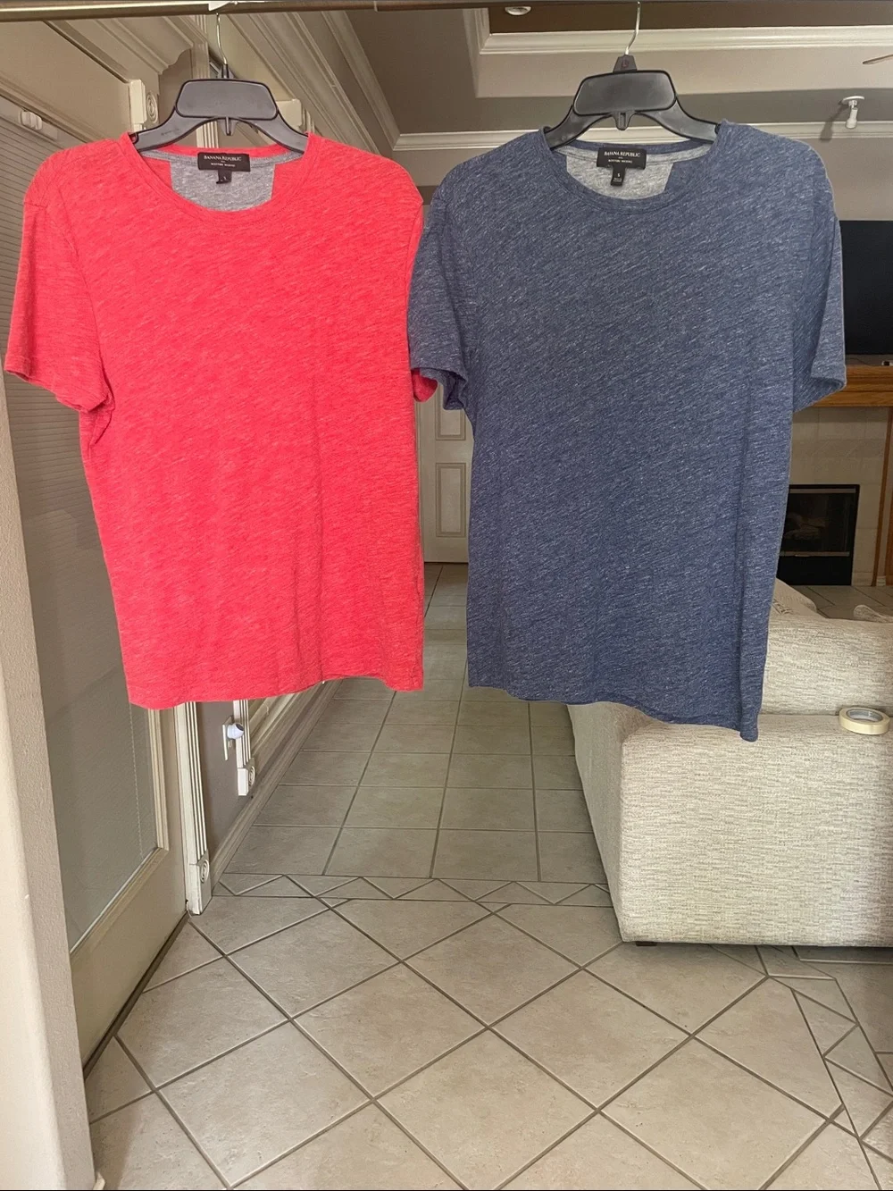Banana Republic Mens Shirts Lot Of 2 Small S Crewneck Heather T-Shirts